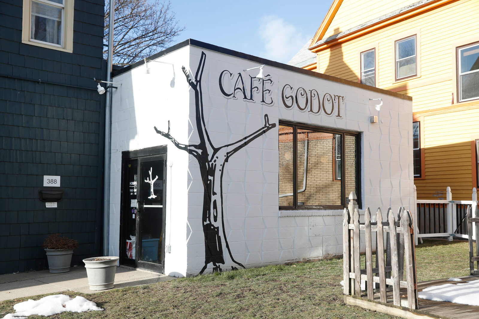 Café Godot on Porter Avenue
